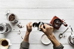 美国幽默生活百科全书，探索美国文化中的幽默与智慧