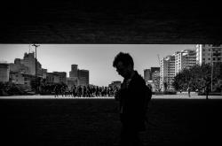 情感裂痕，男主出轨女配的细节描写艺术