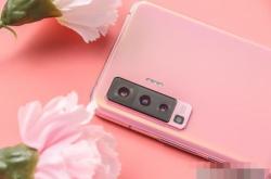 vivo Y200系列发布 标配6000mAh电池 1099元起售