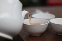 探秘霍山，一壶醇厚的黄大茶，唤醒安徽的古老茶香