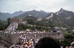 航拍多地国庆假期高速出行高峰