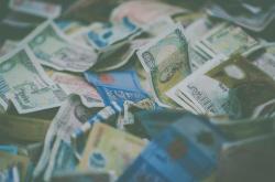 已有投资者被银行提前收回资金