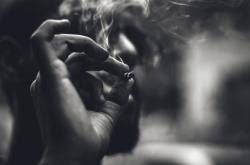 吸烟的隐形杀手，揭示香烟危害的真相与健康警钟