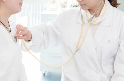 男子一家九人都确诊癌症，揭开家族性癌症的神秘面纱