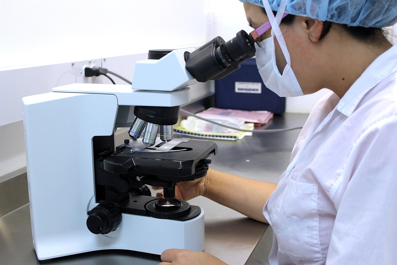 上海抗疫新策略，分区分批封控核酸筛查的科学与温情